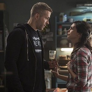 Ryan Reynolds as Wade Wilson and Morena Baccarin as Vanessa Carlysle in "Deadpool."