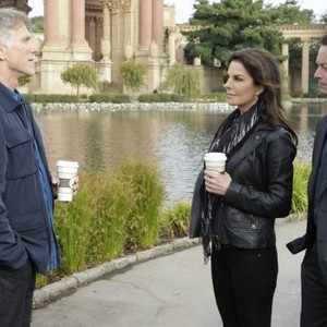 CSI: New York, Peter Horton (L), Sela Ward (C), Gary Sinise (R), '2,918 Miles', Season 9, Ep. #3, 10/12/2012, ©CBS