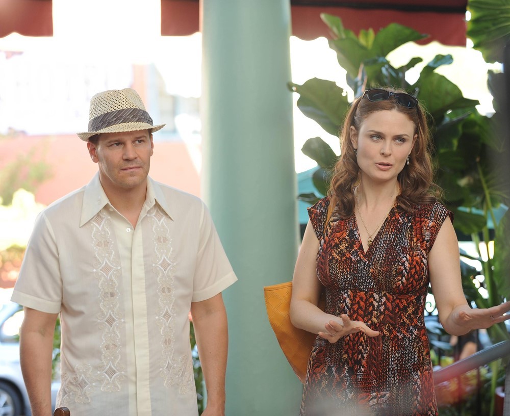 Emily Deschanel Pictures | Rotten Tomatoes