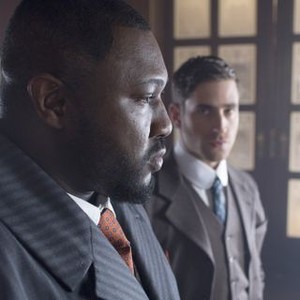 Dracula, Nonso Anozie (L), Oliver Jackson-Cohen (R), 'Goblin Merchant Men', Season 1, Ep. #3, 11/08/2013, ©NBC