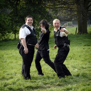 HOT FUZZ, Nick Frost, director Edgar Wright, Simon Pegg, on set, 2007. ©Rogue Pictures