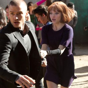 IN TIME, from left: Justin Timberlake, Amanda Seyfried, 2011. ph: Stephen Vaughan/TM and copyright ©Twentieth Century Fox Film Corporation. All rights reserved