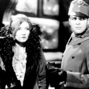 DISHONORED, Marlene Dietrich, Barry Norton, 1931