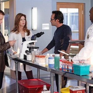Body of Proof, from left: Mark Valley, Dana Delany, Luke Perry, Windell Middlebrooks, 'Skin and Bones', Season 3, Ep. #7, 04/02/2013, ©ABC