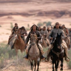 GERONIMO: AN AMERICAN LEGEND, Wes Studi (r.), 1993, (c)Columbia Pictures