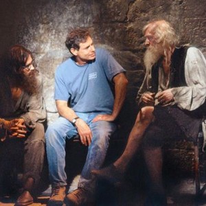 COUNT OF MONTE CRISTO, Jim Caviezel, director Kevin Reynolds, Richard Harris on the set, 2002 (c) Walt Disney