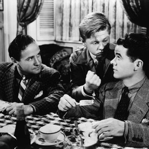 THOROUGHBREDS DON'T CRY, Cliff Nazarro, Mickey Rooney, Elisha Cook Jr., 1937