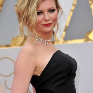 Kirsten Dunst at arrivals for The 89th Academy Awards Oscars 2017 - Arrivals 1, The Dolby Theatre at Hollywood and Highland Center, Los Angeles, CA February 26, 2017. Photo By: Elizabeth Goodenough/Everett Collection
