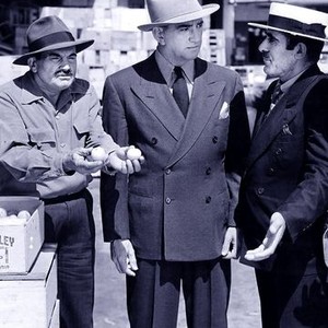Boss of Big Town (1942) photo 4