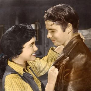 THE DUEL AT SILVER CREEK, from left: Susan Cabot, Audie Murphy, 1952