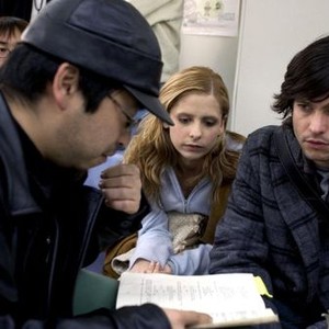 THE GRUDGE, Director Takashi Shimizu, Sarah Michelle Gellar, Jason Behr on-set, 2004, (c) Columbia