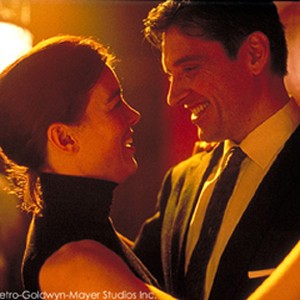 CRAIG FERGUSON and OLIVIA WILLIAMS star in United Artists' comedy BORN ROMANTIC. photo 13