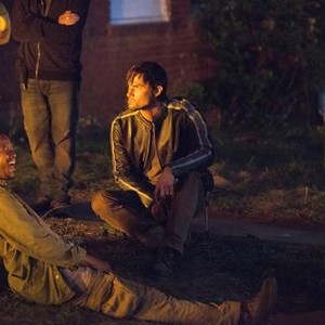 The Walking Dead, Larry Gilliard Jr. (L), Andrew J. West (R), 'Four Walls and a Roof', Season 5, Ep. #3, 10/26/2014, ©AMC