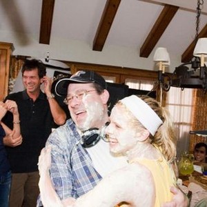 YOU AGAIN, from left: Odette Yustman, Cinematographer David Hennings, director  Andy Fickman, Kristen Bell, on set, 2010. ph: Mark Fellman/©Touchstone Pictures