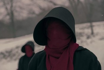 The handmaid's tale season 2 episode 7 on sale online