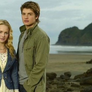 Avalon High (2010) photo 12