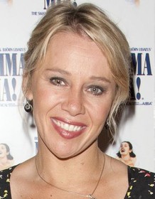 Linzi Hateley