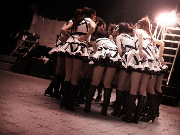 DOCUMENTARY of AKB48 Show must go on 少女… Amazon.co.jp: DOCUMENTARY of AKB48 Show must go on 少女たち