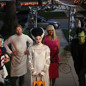 The New Normal, from left: Justin Bartha, Andrew Rannells, Georgia King, NeNe Leakes, Jayson Blair, 'Para-New Normal Activity', Season 1, Ep. #18, 03/05/2013, ©NBC