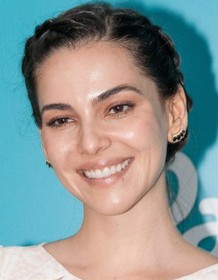 Tainá Müller