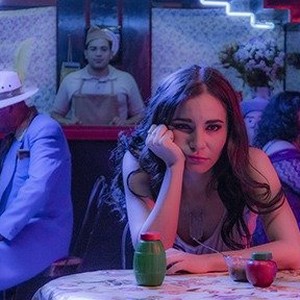 Miriam Higareda in "Tod@s Caen." photo 3