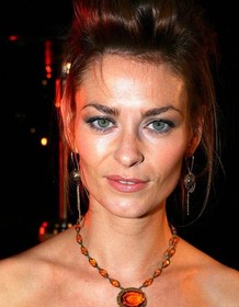 Kat Stewart