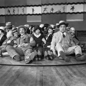 THE CROWD, James Murray, Eleanor Boardman, Estelle Clark, Bert Roach, 1928