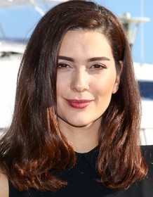Berguzar Korel