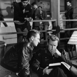 A GUY NAMED JOE, Barry Nelson, (background), Spencer Tracy, Van Johnson, 1943