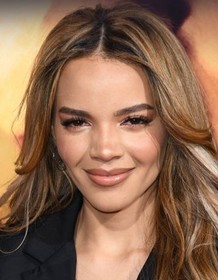 Leslie Grace