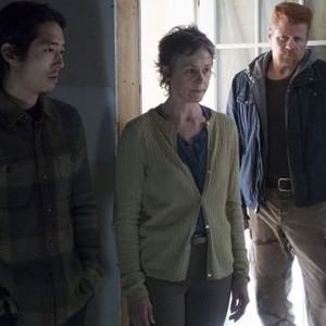 The Walking Dead, Steven Yeun (L), Melissa McBride (C), Michael Cudlitz (R), 'Conquer', Season 5, Ep. #16, 03/29/2015, ©AMC