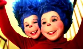 The Cat in the Hat: Official Clip - Thing 1 and Thing 2 photo 5