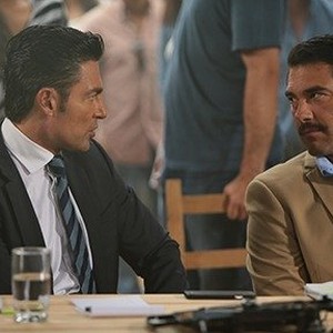(L-R) Fernando Colunga as Alejandro Toledo and Eduardo Yañez as Santiago Guzman in "Ladrones." photo 1