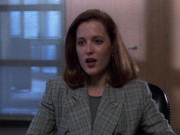 The x files new arrivals season 1 episode 1