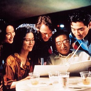 THE WEDDING BANQUET, (aka HSI YEN), May Chin, Ah-Lea Gua, Mitchell Lichtenstein, Sihung Lung, Winston Chao, 1993