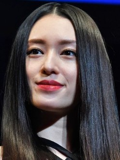 Xususiy hammomda etuk rus ayol bilan jinsiy aloqa onlayn Sorority uyda porno