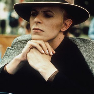 David Bowie as Thomas Jerome Newton in "The Man Who Fell to Earth." photo 9
