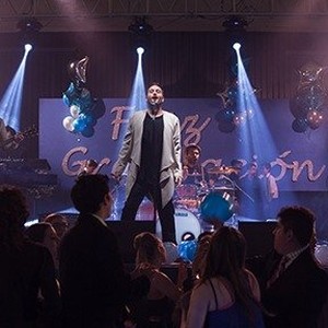 Reik as Reik in "No Manches Frida." photo 4