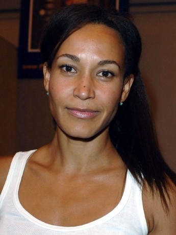 Ayol erkakni eshakda sikadi