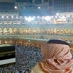 A Sinner in Mecca (2015) photo 9