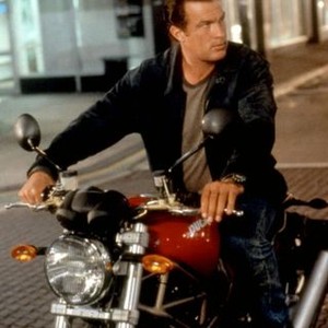 EXIT WOUNDS, Steven Seagal, 2001, (c)Warner Bros.