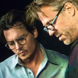 TRANSCENDENCE, from left: Johnny Depp, director Wally Pfister, on set, 2014. ph: Peter Mountain/©Warner Bros. Pictures