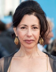 Yasmina Reza