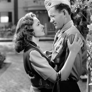 SEE HERE PRIVATE HARGROVE, from left: Donna Reed, Robert Walker, 1944