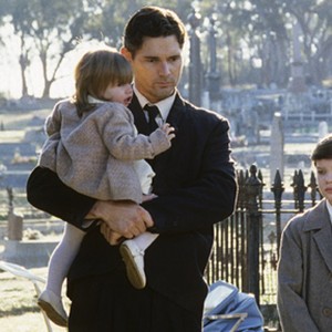 A scene from the film "Romulus, My Father."