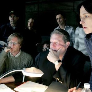 AN INCONVENIENT TRUTH, foreground from left: Brian Buell, Al Gore, co=producer Lesley Chilcott, background: Dan Goldrich, director Davis Guggenheim, Producer Lawrence Bender, 2006. ©Paramount Classics