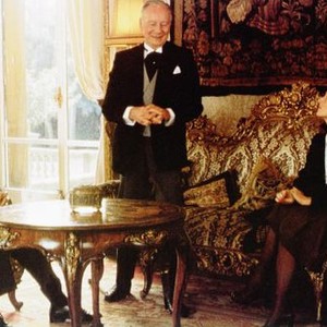PLENTY, from left: Charles Dance, John Gielgud, Meryl Streep, 1985, TM & © 20th Century Fox Film Corp.