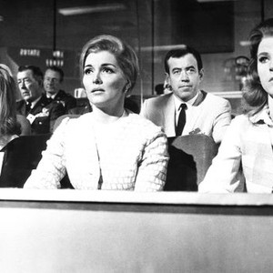 MAROONED, front from left: Lee Grant, Nancy Kovack, Mariette Hartley, 1969
