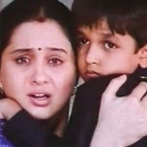 Giri (2004) photo 2