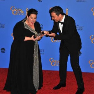 Melissa McCarthy, Jimmy Fallon in the press room for 71st Golden Globes Awards - Press Room, The Beverly Hilton Hotel, Los Angeles, CA January 12, 2014. Photo By: Linda Wheeler/Everett Collection